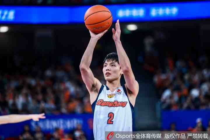 毫无存在感！徐杰首节3中0无任何有效数据 1次失误